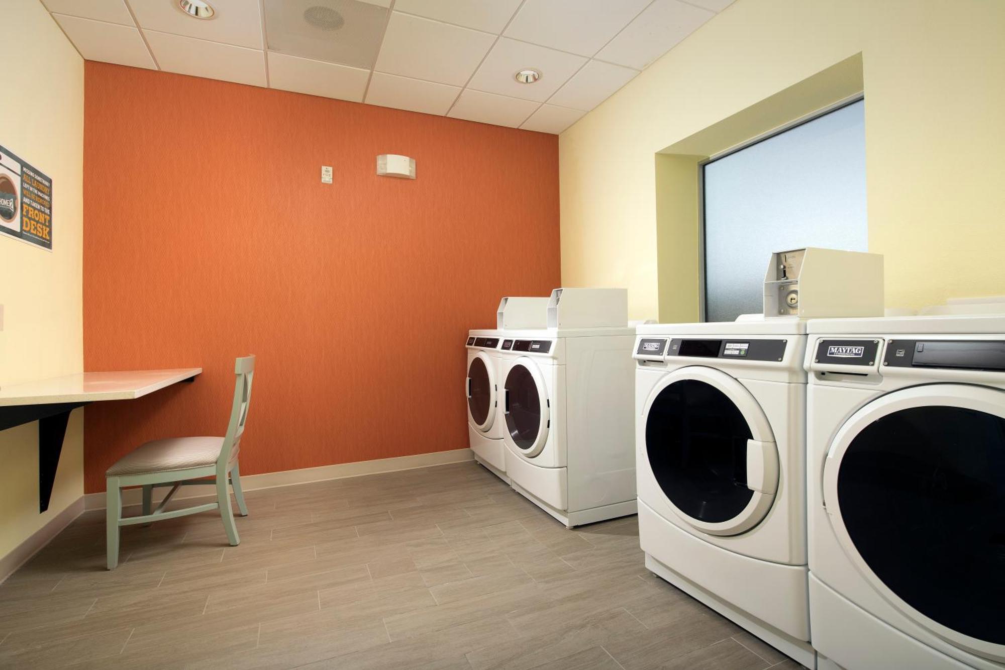 Home2 Suites By Hilton Denver International Airport Extérieur photo